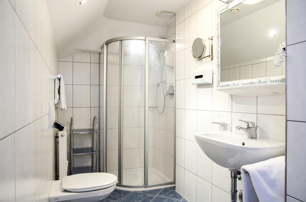 Hotel Idhof ايشجل المظهر الخارجي الصورة