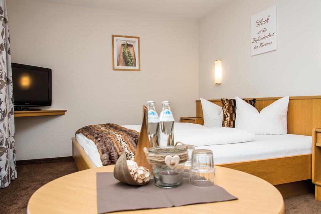 Hotel Idhof ايشجل المظهر الخارجي الصورة