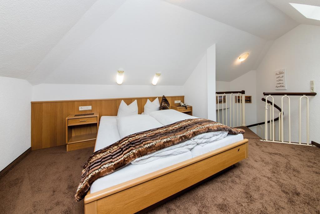 Hotel Idhof ايشجل المظهر الخارجي الصورة